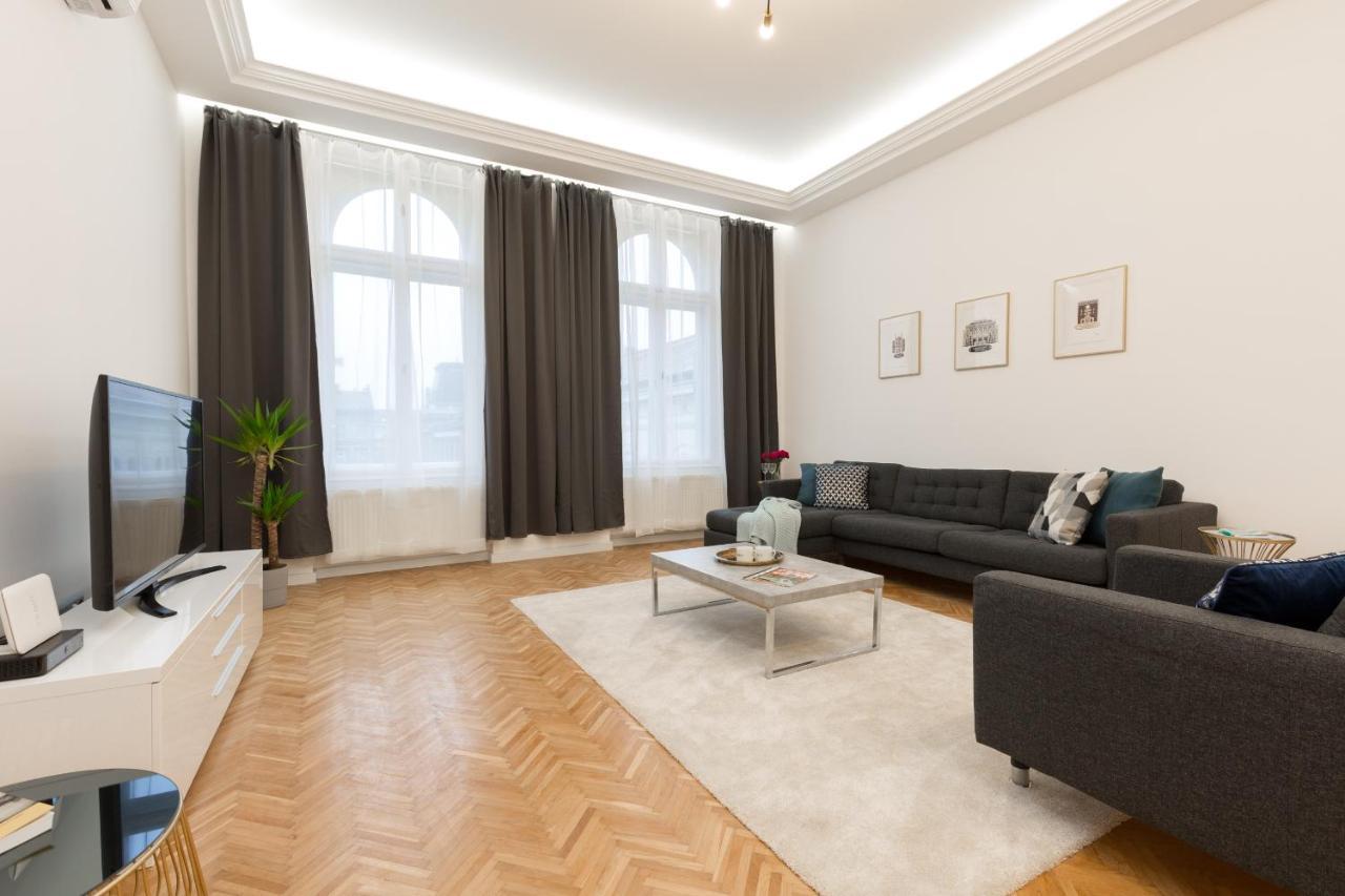 Space And Style In The Heart Of Budapest W 2Br&2Bt Eksteriør bilde
